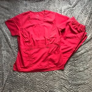 NRG by Barco scrub set